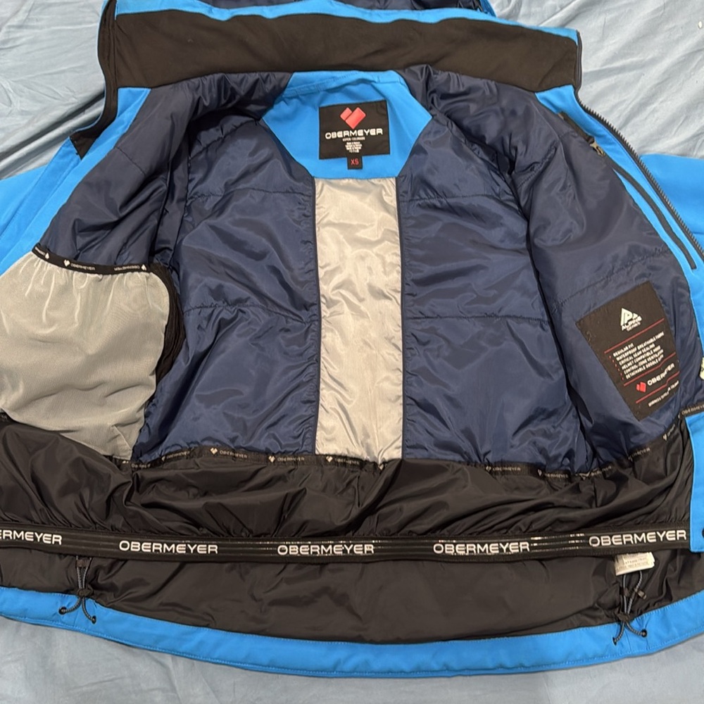 Obermeyer ski jacket - Picture 2 of 3